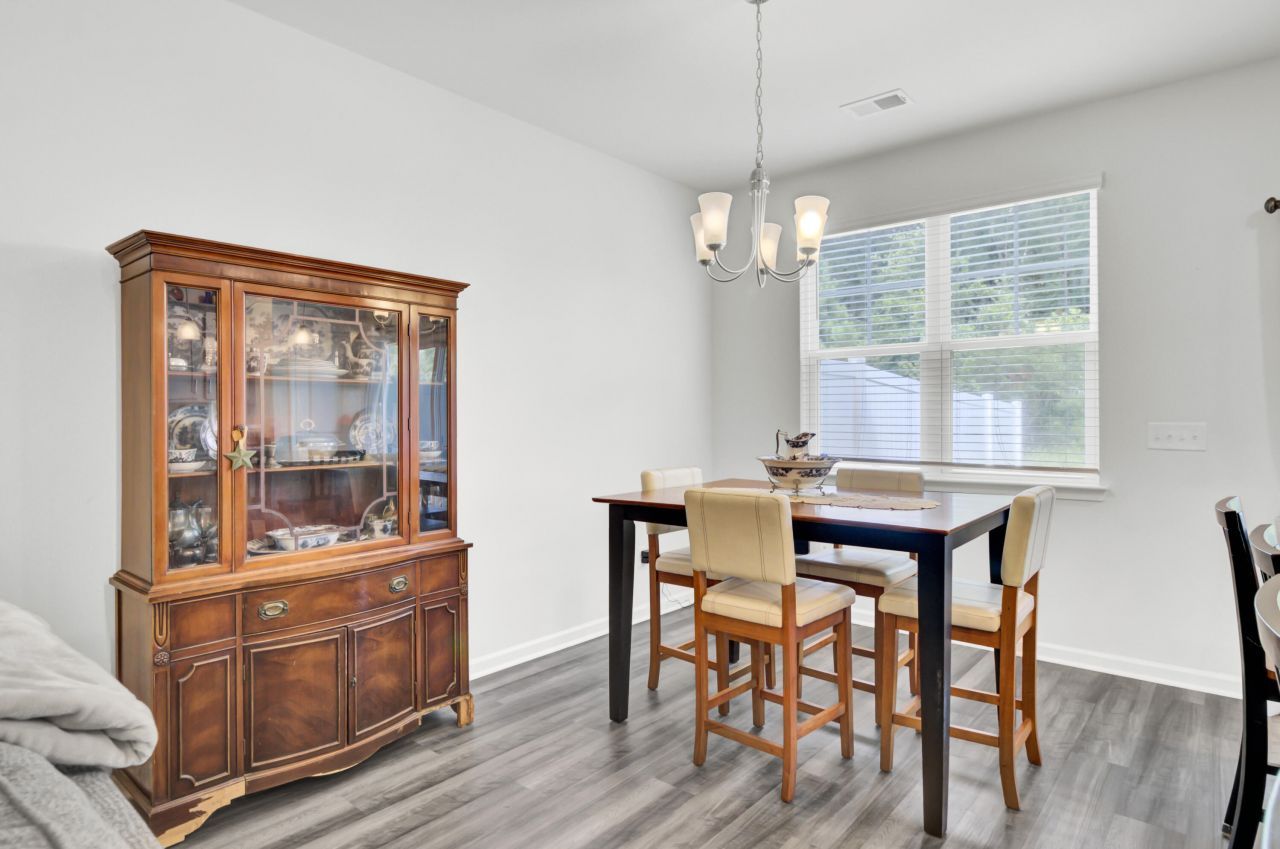 614 Hilchot Drive Photo 22