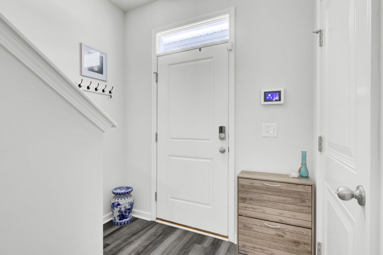 614 Hilchot Drive Photo 4