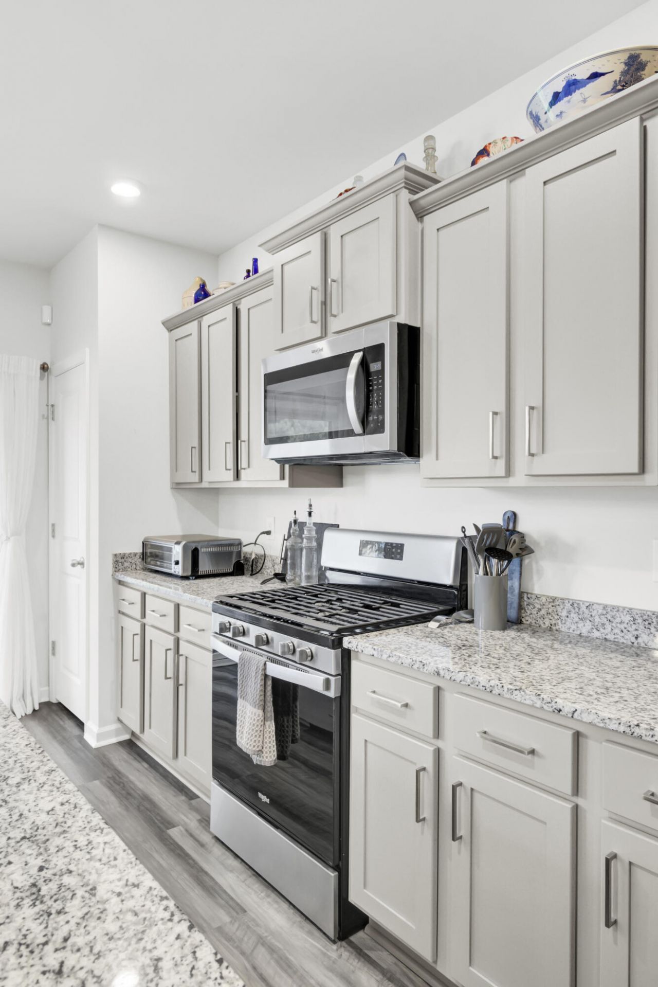 614 Hilchot Drive Photo 5