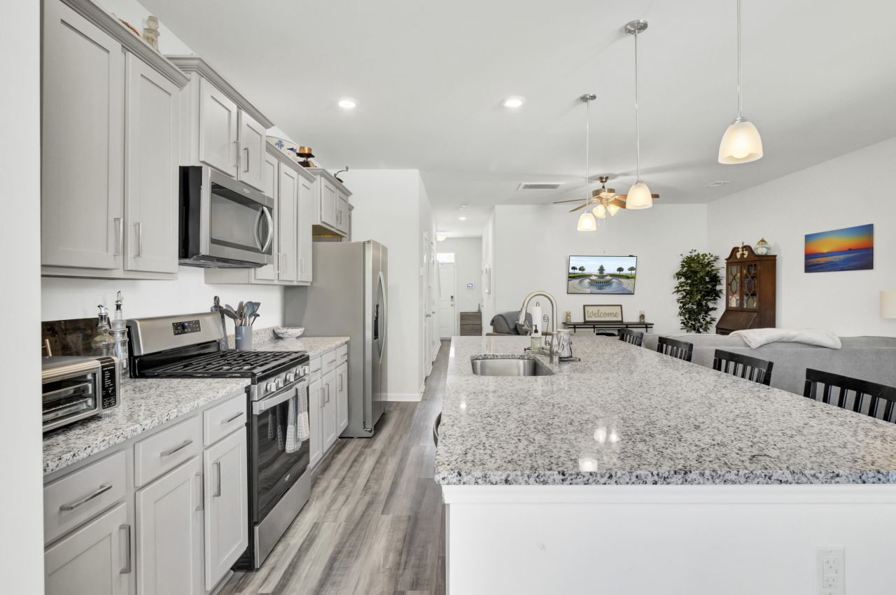 614 Hilchot Drive Photo 6