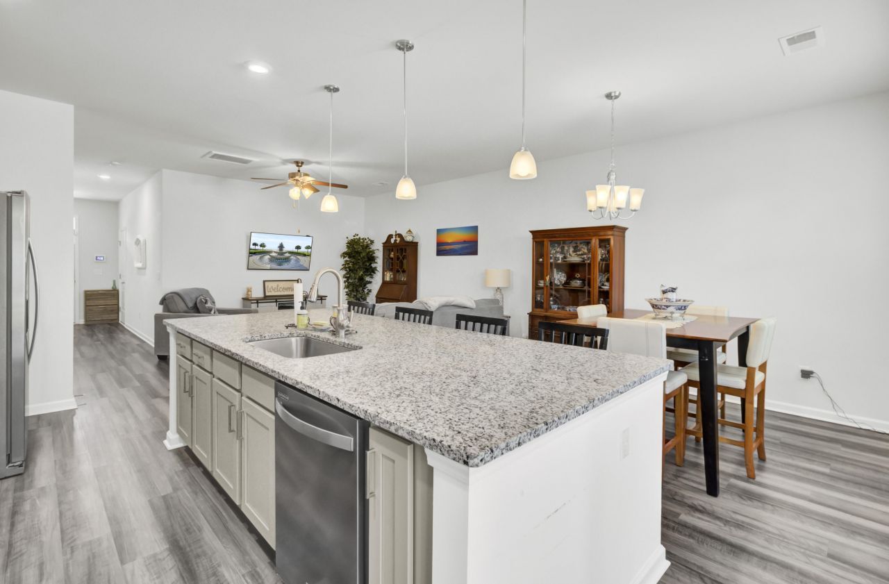 614 Hilchot Drive Photo 8