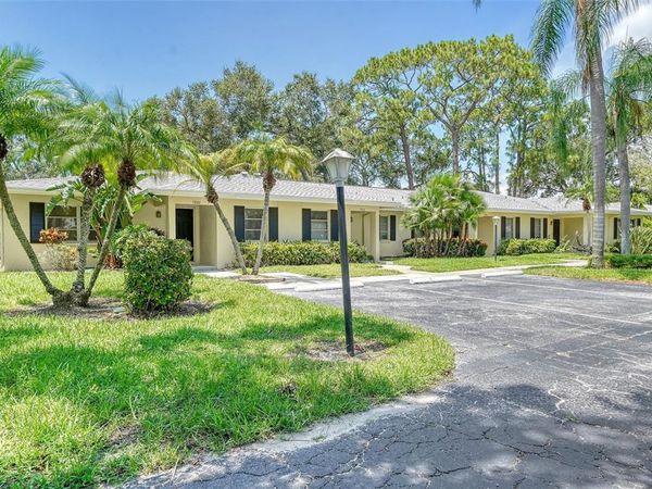 7820 PALM AIRE LANE, SARASOTA, FL 34243