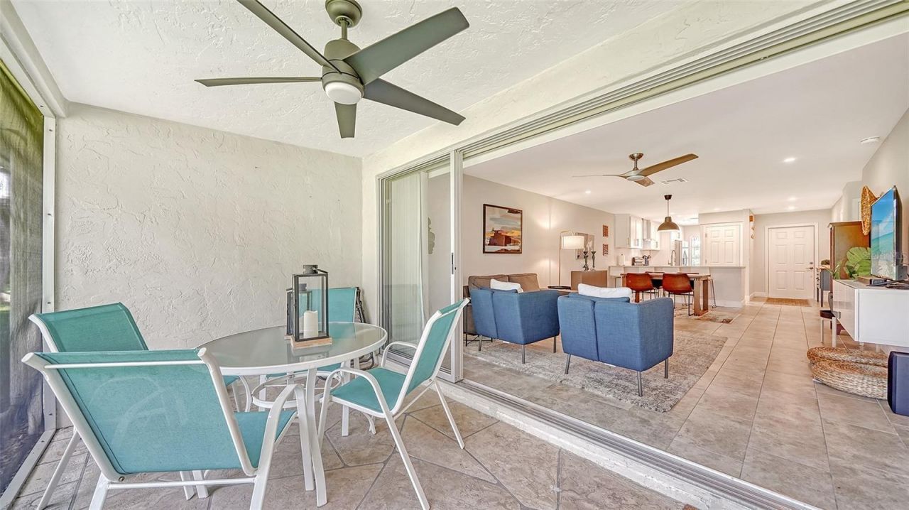 7820 Palm Aire Lane, Sarasota, FL 34243 Photo