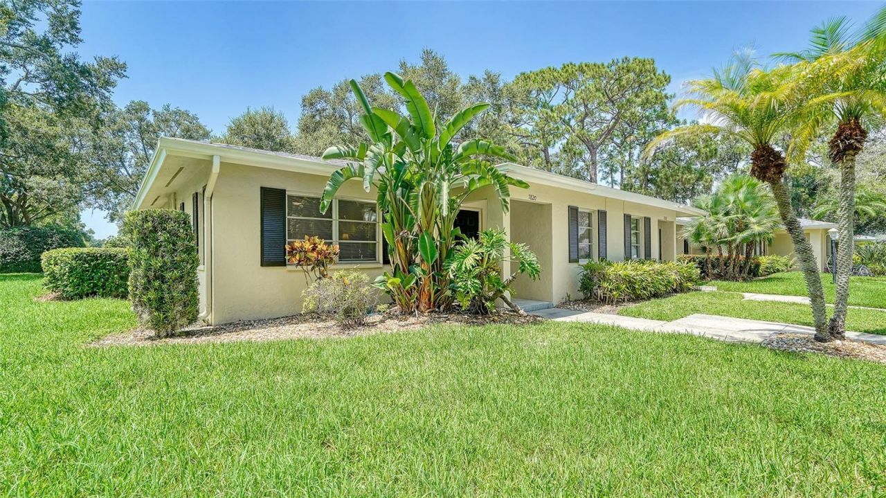7820 Palm Aire Lane, Sarasota, FL 34243 Photo