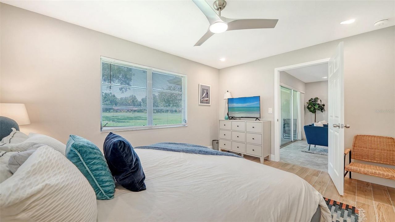 7820 Palm Aire Lane, Sarasota, FL 34243 Photo