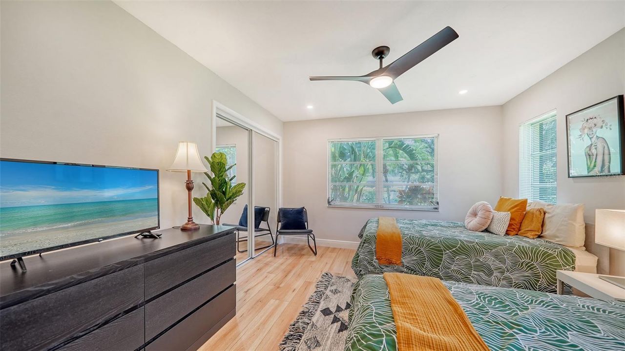 7820 Palm Aire Lane, Sarasota, FL 34243 Photo