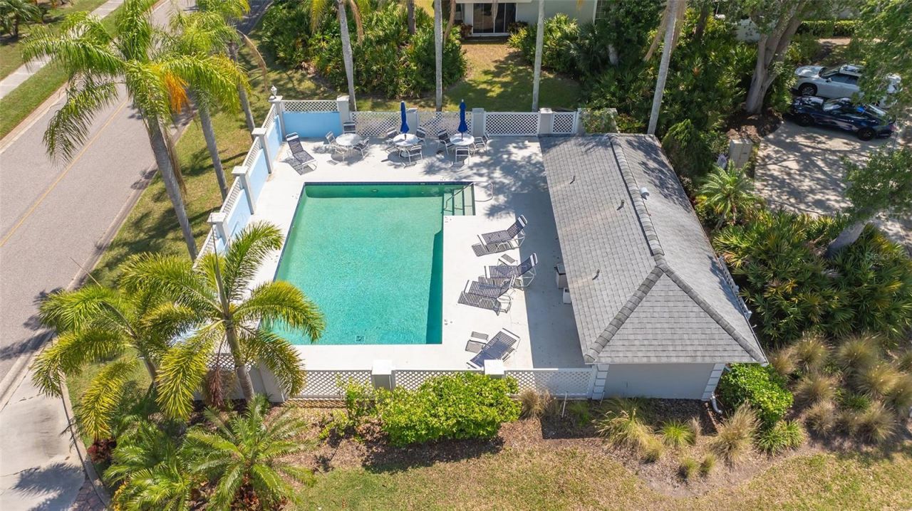 7820 Palm Aire Lane, Sarasota, FL 34243 Photo