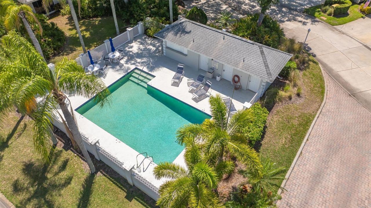 7820 Palm Aire Lane, Sarasota, FL 34243 Photo