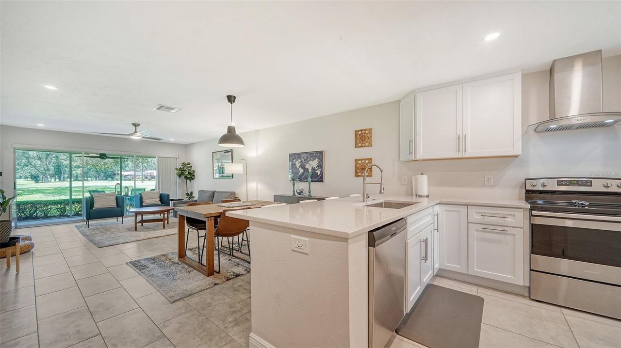 7820 Palm Aire Lane, Sarasota, FL 34243 Photo