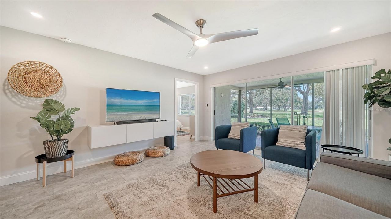 7820 Palm Aire Lane, Sarasota, FL 34243 Photo