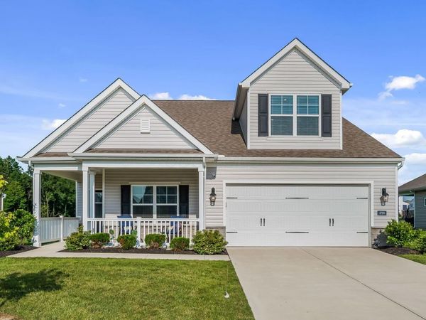 298 Mannaseh Drive W, Granville, OH 43023
