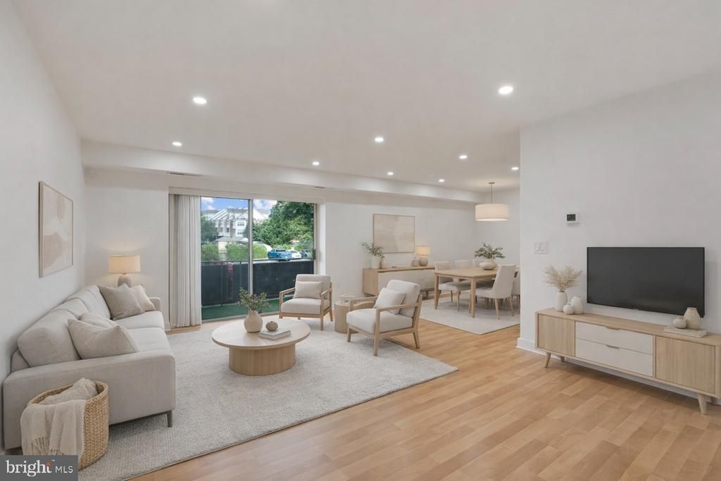 1931 N Cleveland Street, Unit 207, Arlington, VA 22201 Main Photo