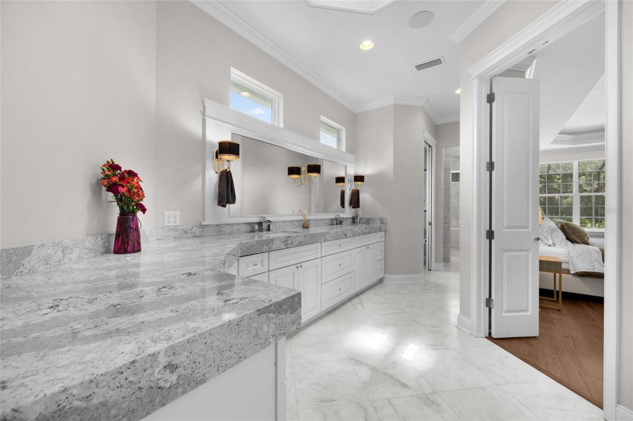 11372 SW 30th Avenue, Gainesville, FL 32608 Photo