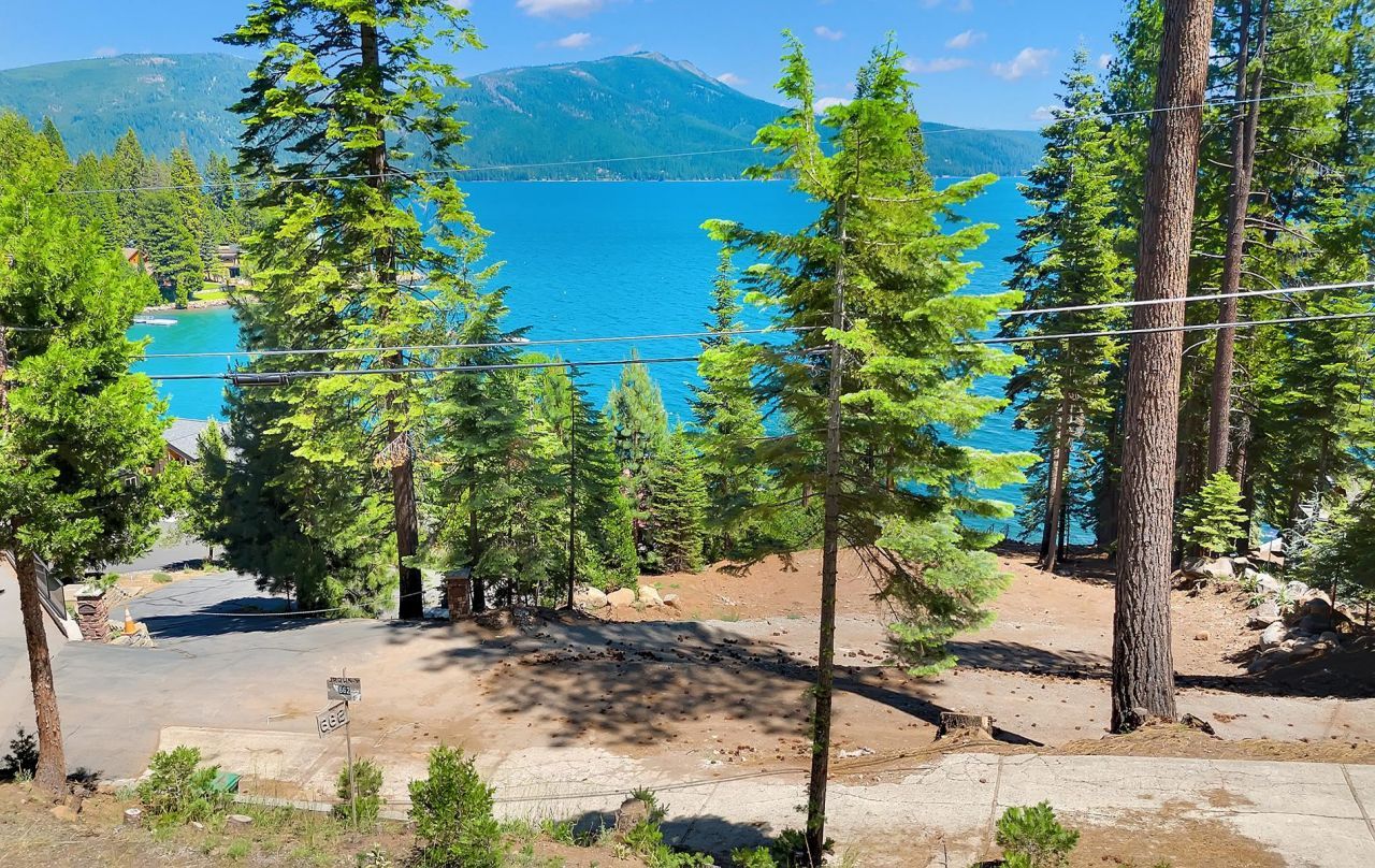 662 Peninsula Drive, Lake Almanor, CA 96137 Photo