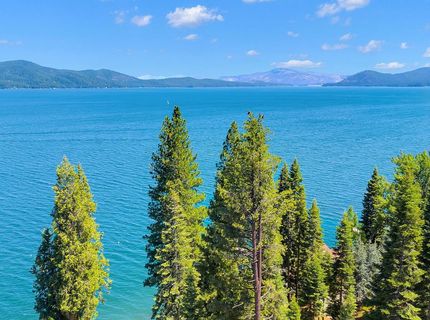 662 Peninsula Drive, Lake Almanor, CA 96137 Photo