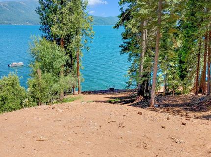 662 Peninsula Drive, Lake Almanor, CA 96137 Photo