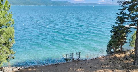 662 Peninsula Drive, Lake Almanor, CA 96137 Photo