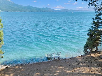 662 Peninsula Drive, Lake Almanor, CA 96137 Photo