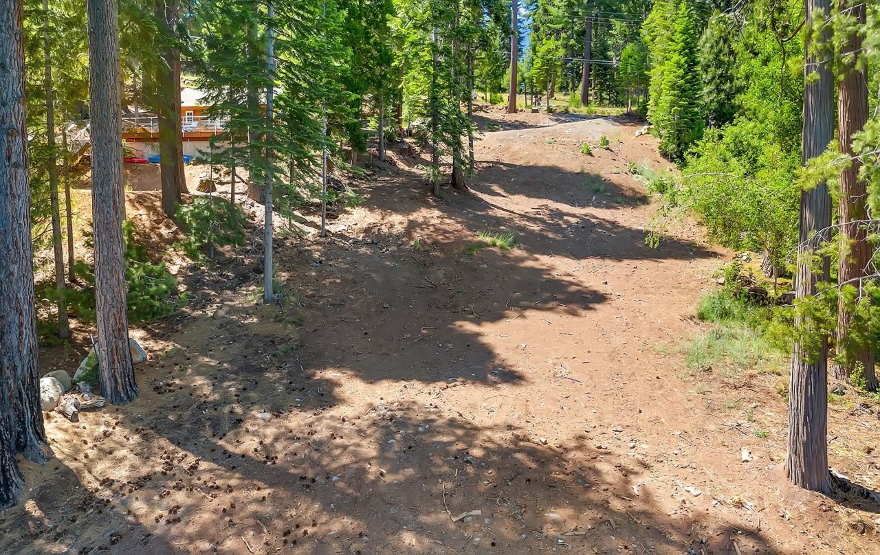662 Peninsula Drive, Lake Almanor, CA 96137 Photo