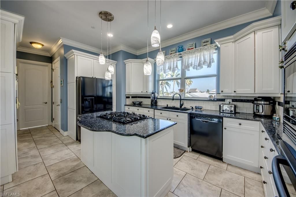 3430 1st Ave, Saint James City, FL 33956 Photo