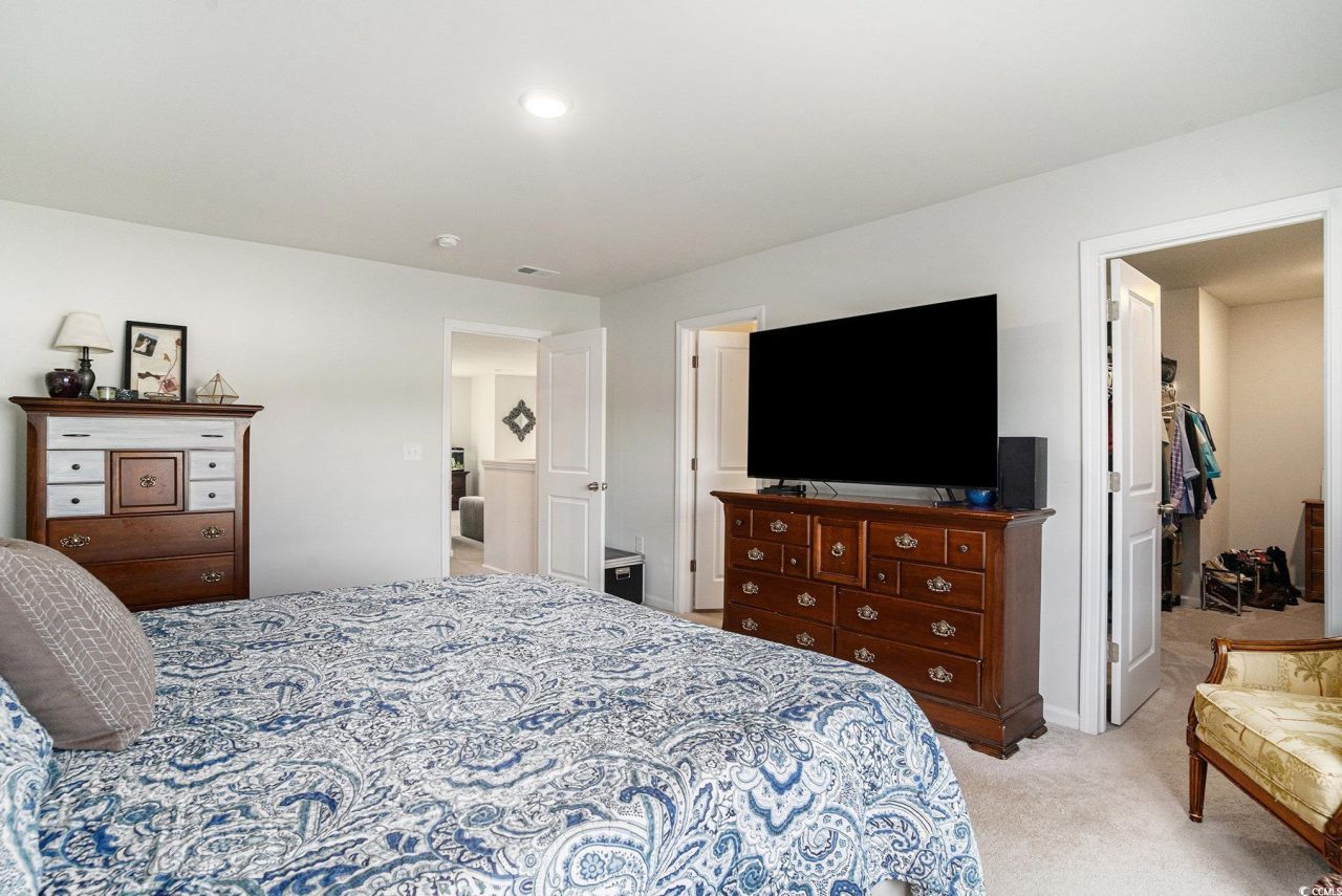 699 Heritage Downs Dr. Photo 16