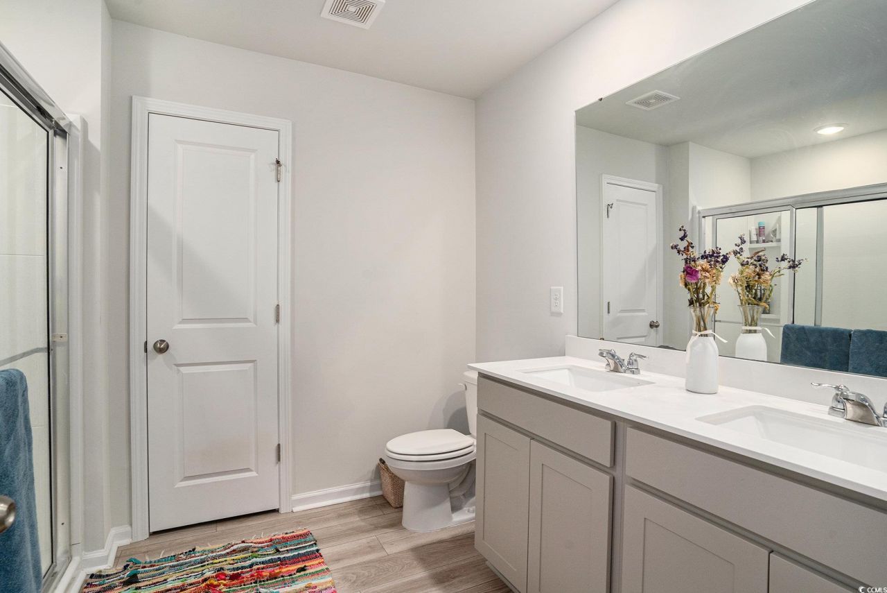 699 Heritage Downs Dr. Photo 17