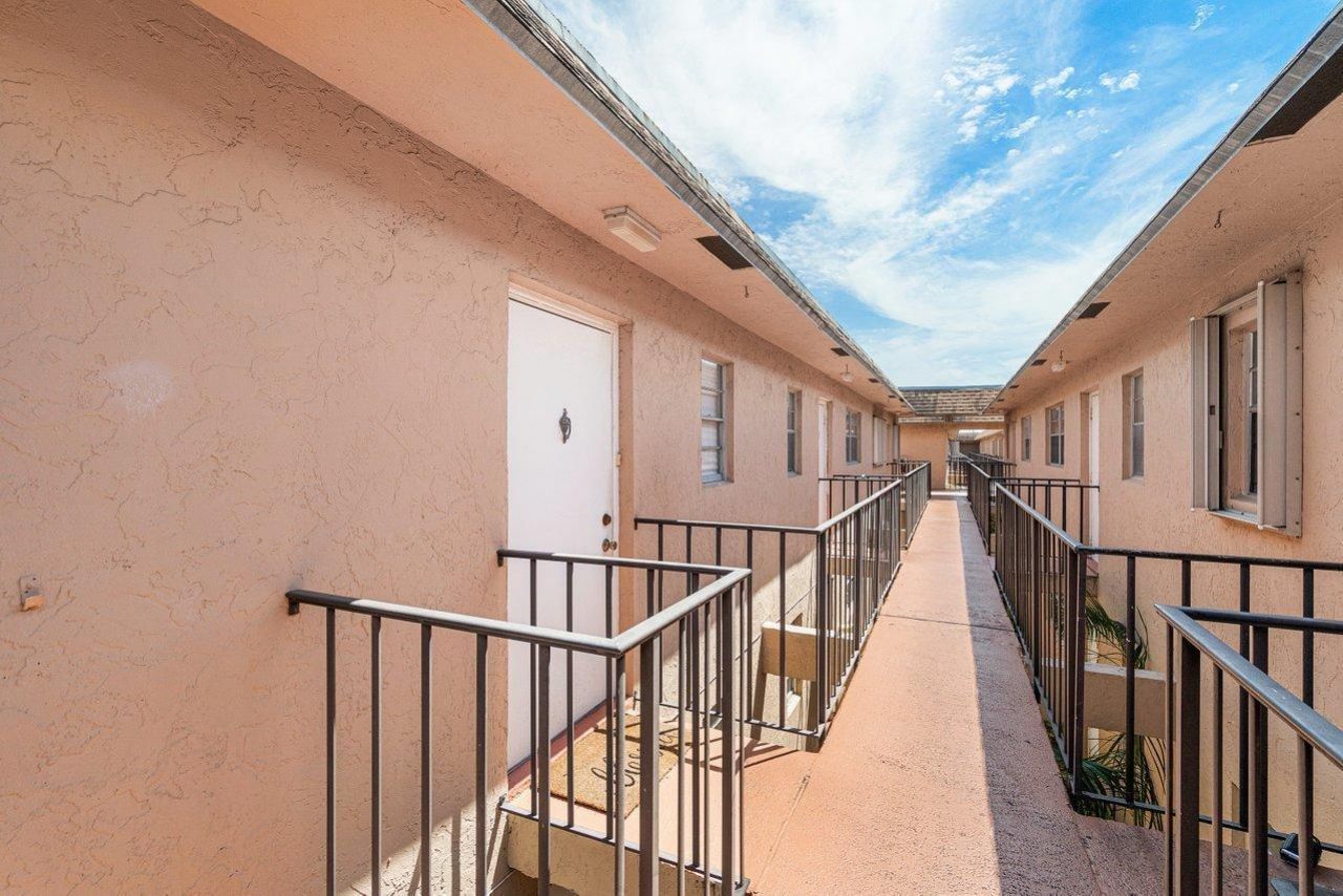 600 SW 2nd 2390 Avenue, Unit 2390, Boca Raton, FL 33432 Photo