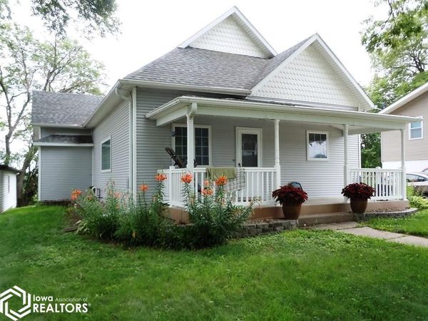 114 E 10th Street, Logan, IA 51546