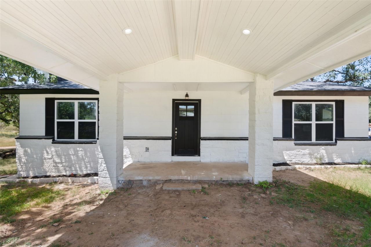 210 Highcrest Dr, Granite Shoals, TX 78654 Main Photo