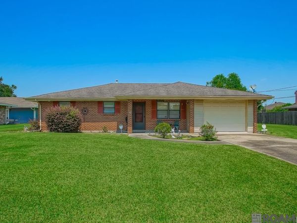 59012 Obier St, Plaquemine, LA 70764