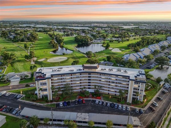 8950 PARK BOULEVARD, Unit 405, SEMINOLE, FL 33777