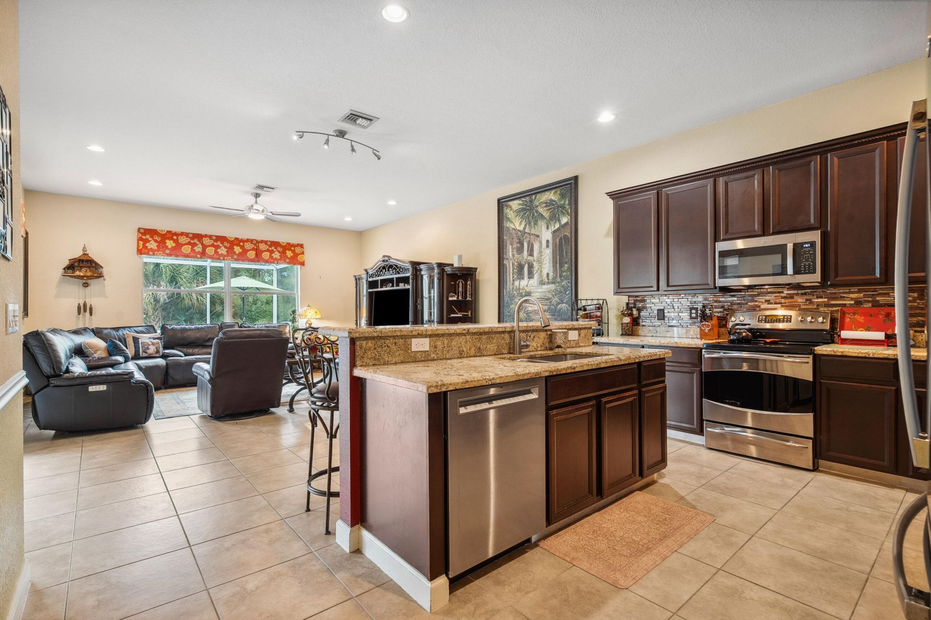 5437 SW Honeysuckle Court, Palm City, FL 34990 Photo