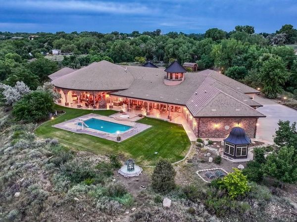 760 28 1/2 Lane, Pueblo, CO 81006