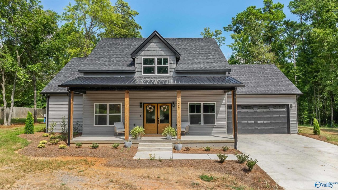 247 Bruce Drive, Scottsboro, AL 35769 Main Photo