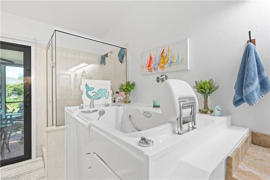 9967 Country Oaks Dr, Fort Myers, FL 33967 Photo