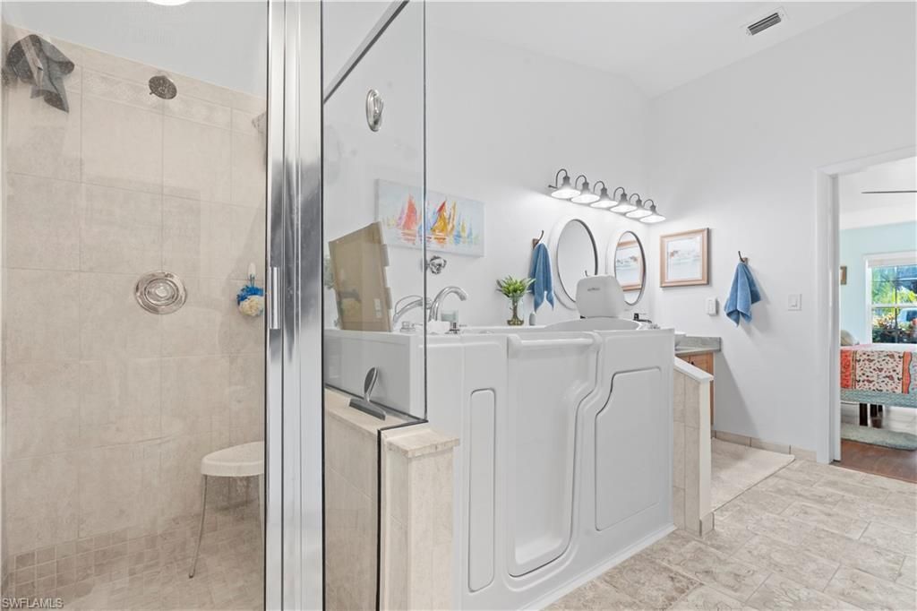 9967 Country Oaks Dr, Fort Myers, FL 33967 Photo