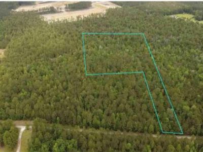 6 Walker Road, Ridgeville, SC 29472