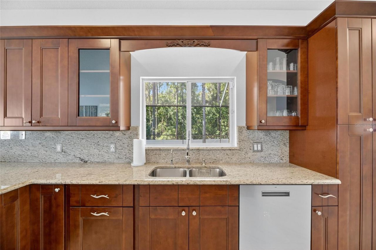 382 Rosalind Lane, Oldsmar, FL 34677 Photo