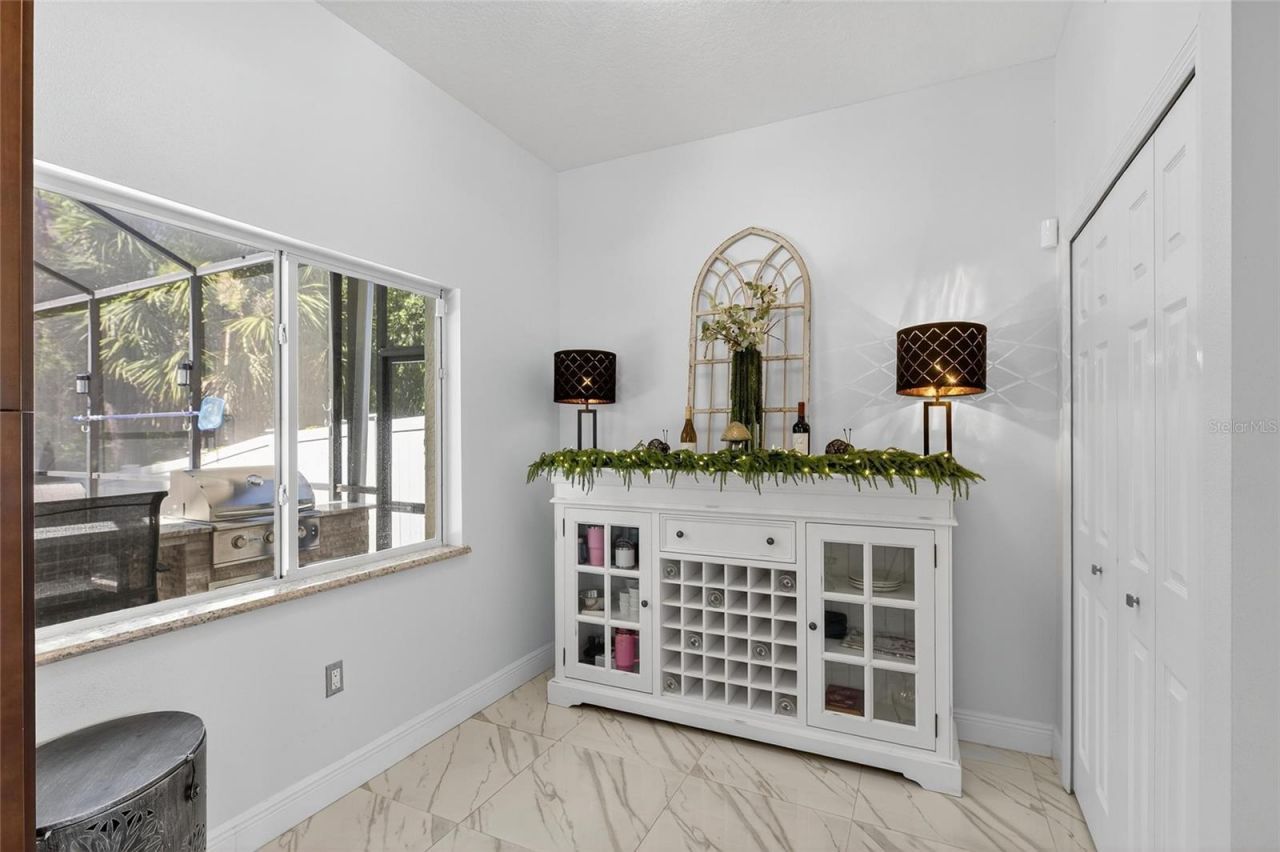 382 Rosalind Lane, Oldsmar, FL 34677 Photo