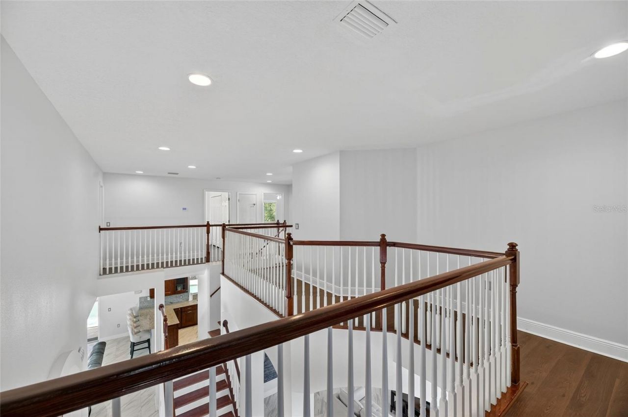 382 Rosalind Lane, Oldsmar, FL 34677 Photo