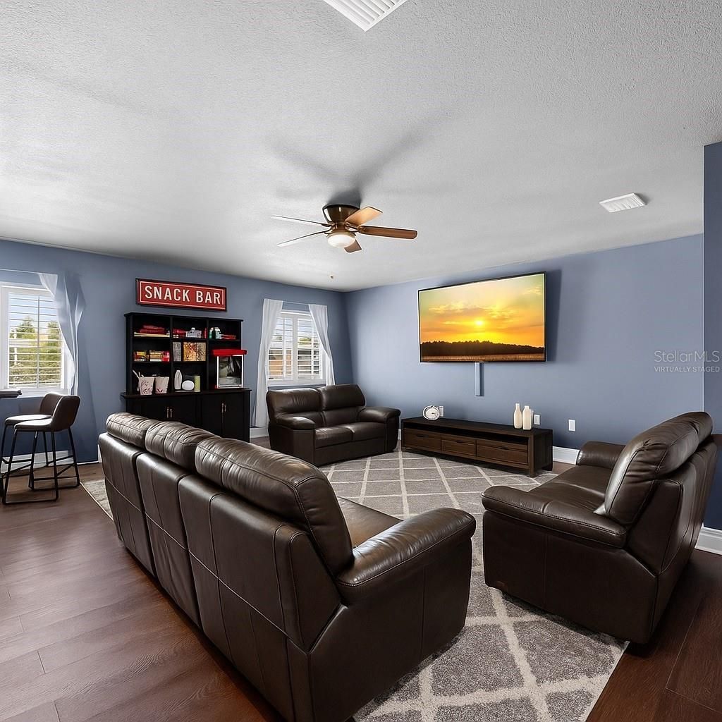 382 Rosalind Lane, Oldsmar, FL 34677 Photo