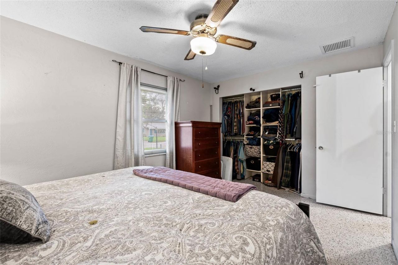 5705 45th Avenue N, Kenneth City, FL 33709 Photo