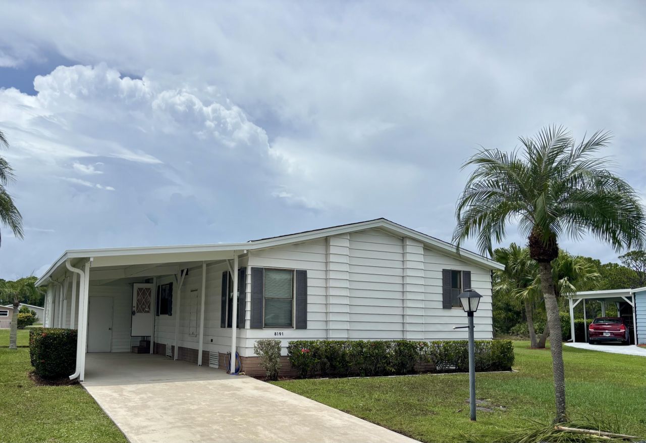 8191 Buckthorn Circle, Port Saint Lucie, FL 34952 Photo