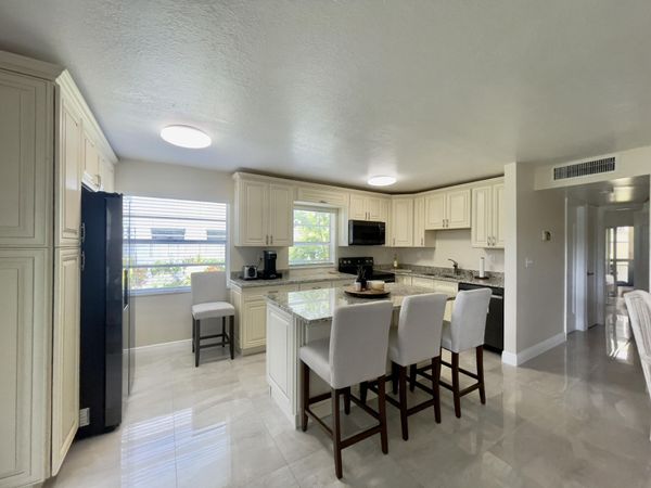 117 Flanders C, Delray Beach, FL 33484