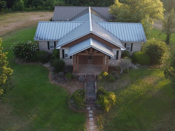 415 S MS-35, Sandy Hook, MS 39478