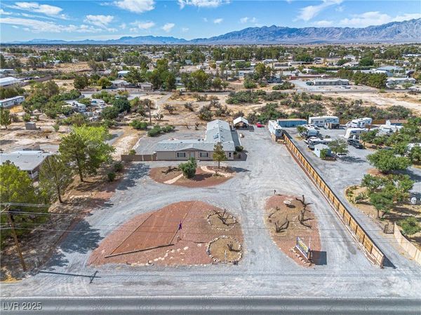 1371 W Basin Avenue, Pahrump, NV 89060
