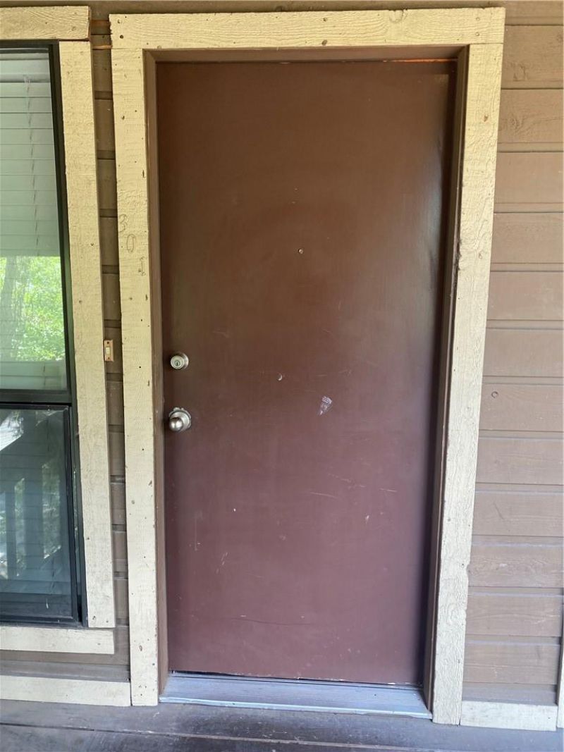 612 Park Pl, Unit 301, Austin, TX 78705 Main Photo
