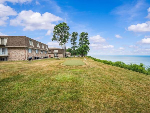 3610 Lakeshore Drive, Unit 1C, St. Joseph, MI 49085