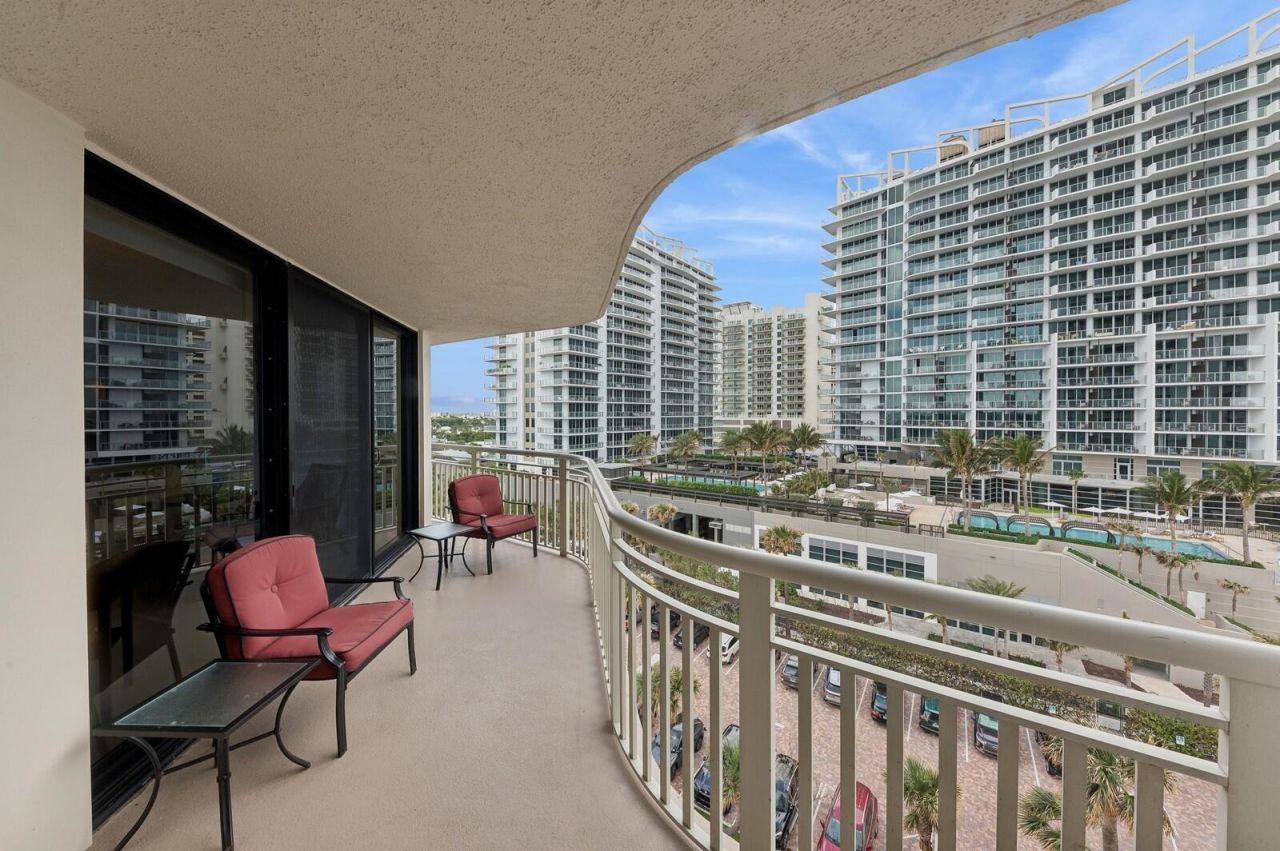 3000 N Ocean Drive, Unit 8-A, Singer Island, FL 33404 Photo