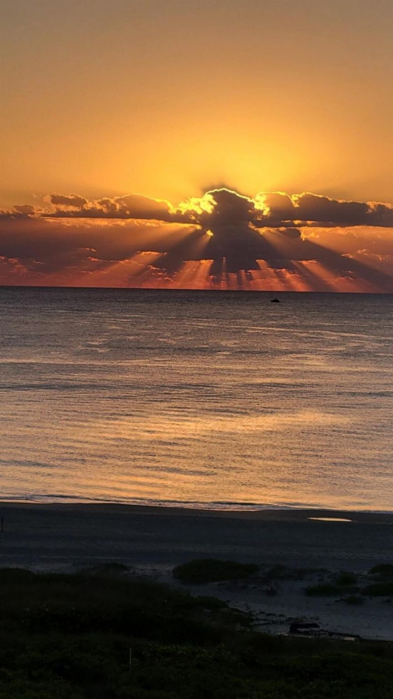 3000 N Ocean Drive, Unit 8-A, Singer Island, FL 33404 Photo